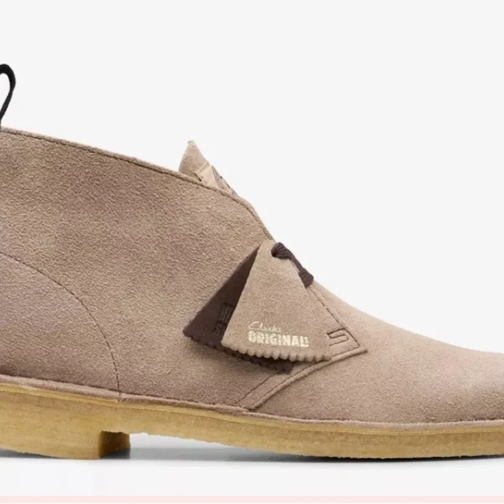 Clarks Men's Sand Suede Desert Boots. Size 7M. NWT in box. - Picture 2 of 10